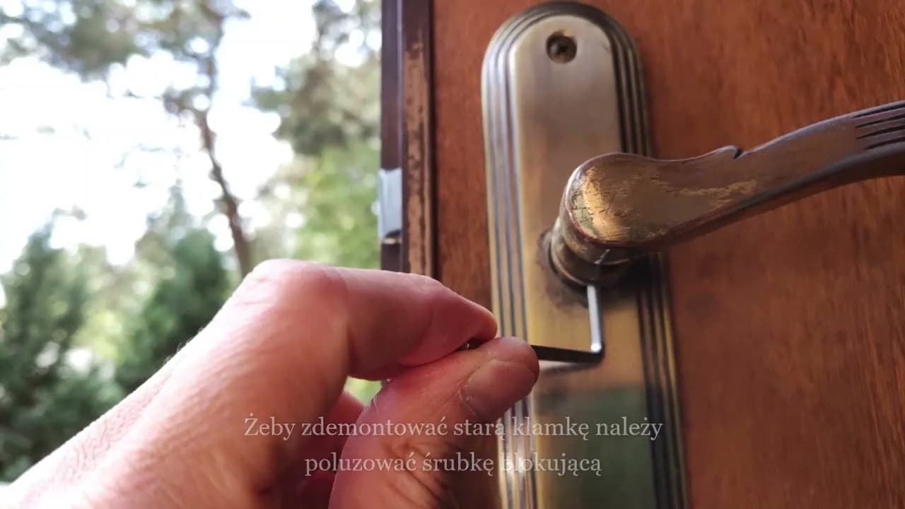 Jak wymienić klamkę w drzwiach - proste kroki, które musisz znać