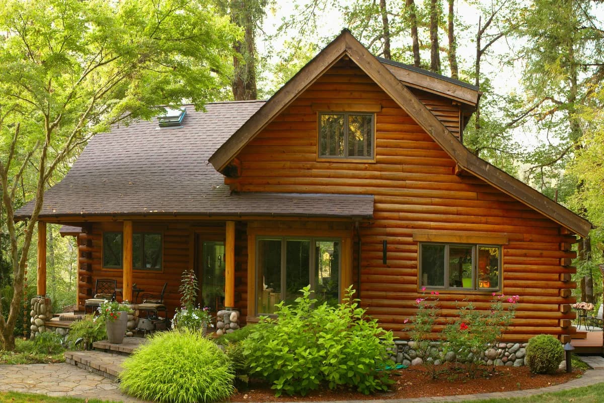 Czy domy z bali są ciepłe? Odkryj ich niezwykłe właściwości izolacyjne